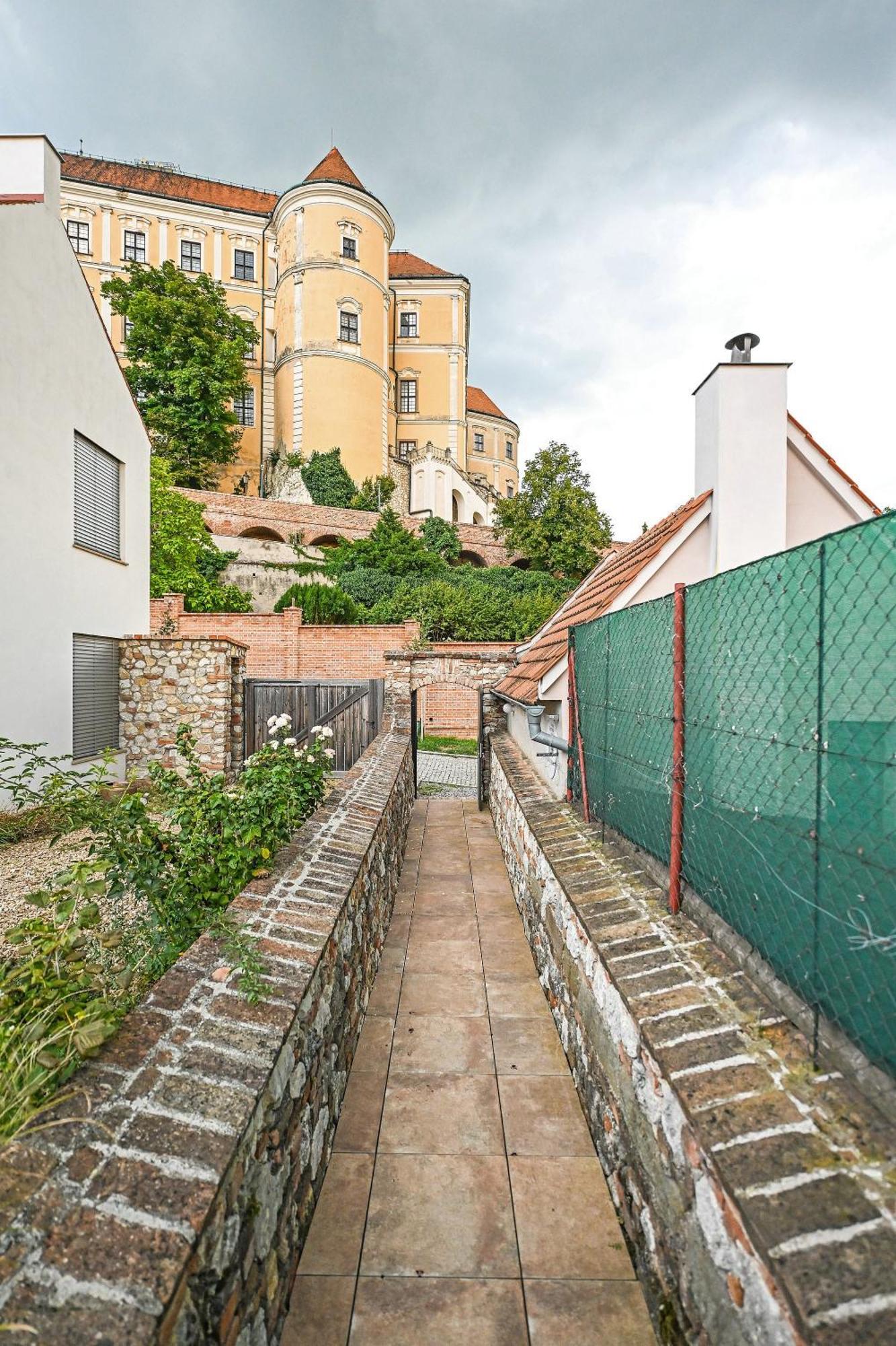 Boutique Apartman Mikulov Eksteriør billede