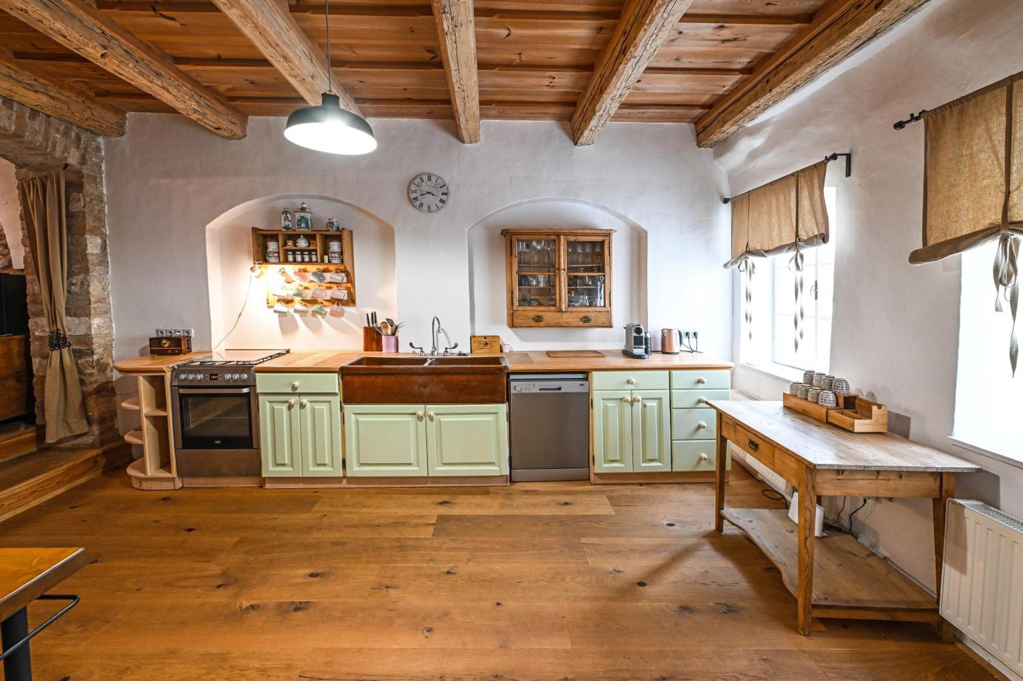 Boutique Apartman Mikulov Eksteriør billede